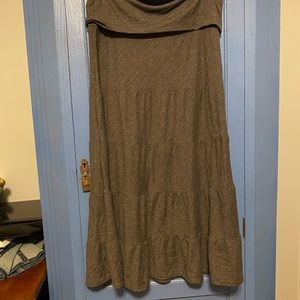charcoal gray maxi skirt